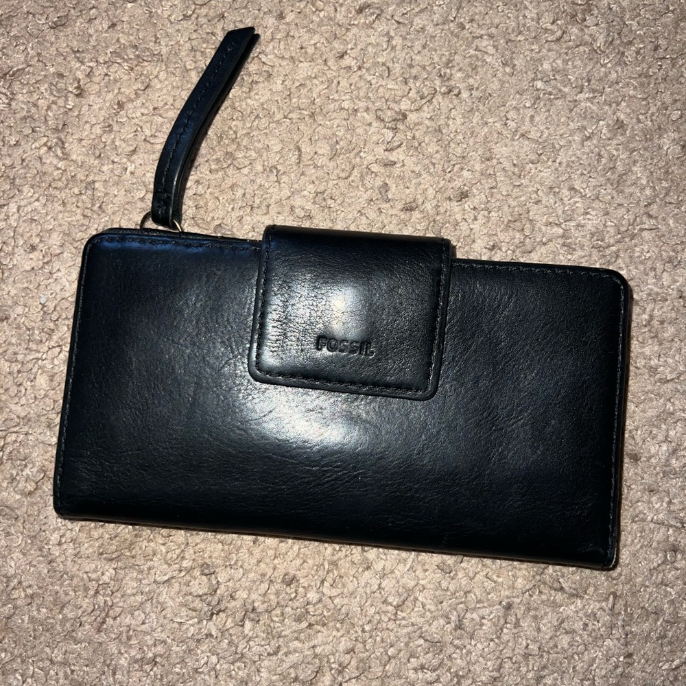 Fossil Wallet!